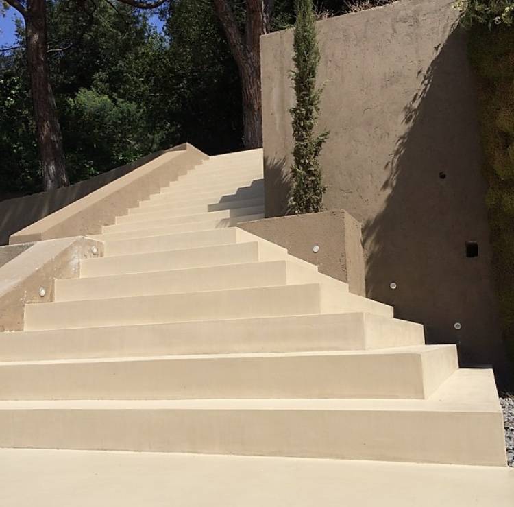 Fournisseur de béton ciré de qualité à Fréjus Saint Raphaël