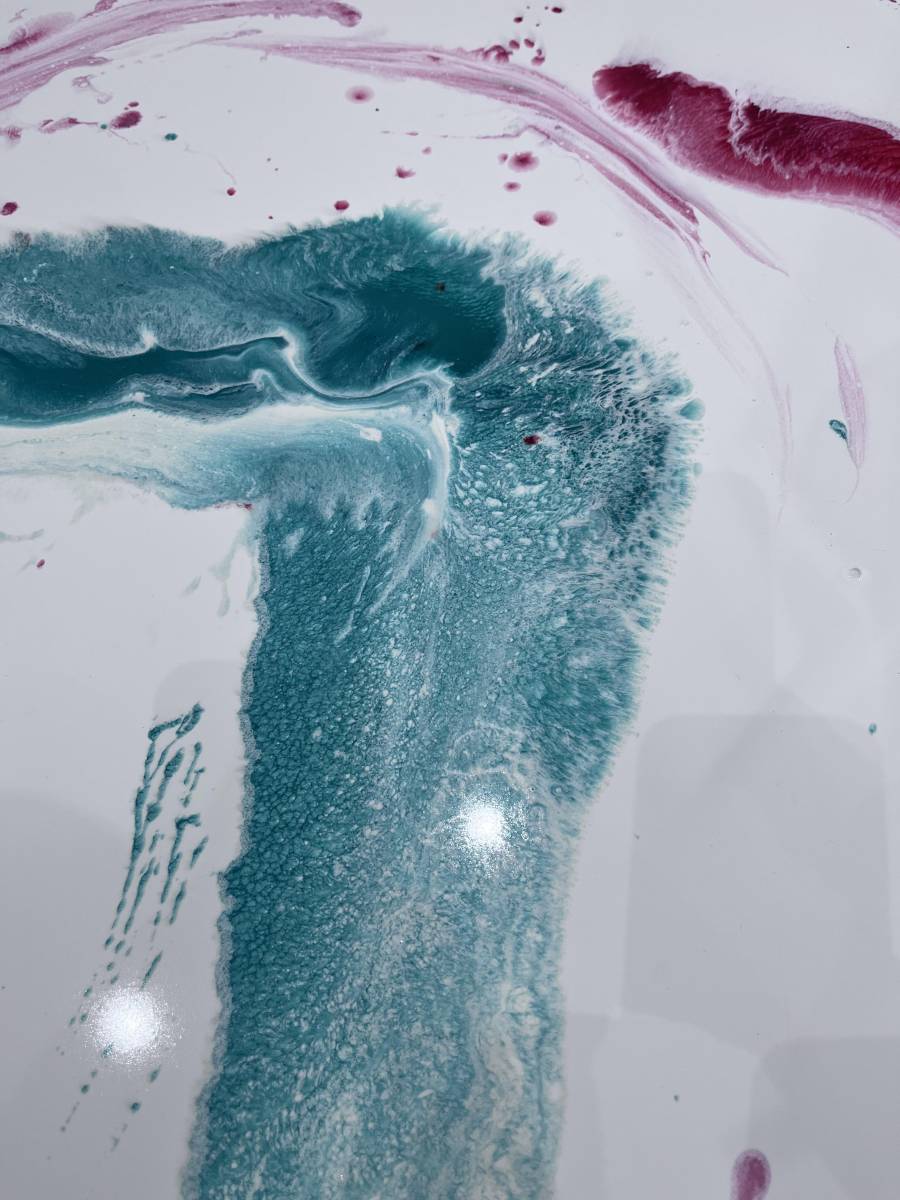 Résine époxy transparente 3D autonivellante pour un sol design et unique à Fréjus