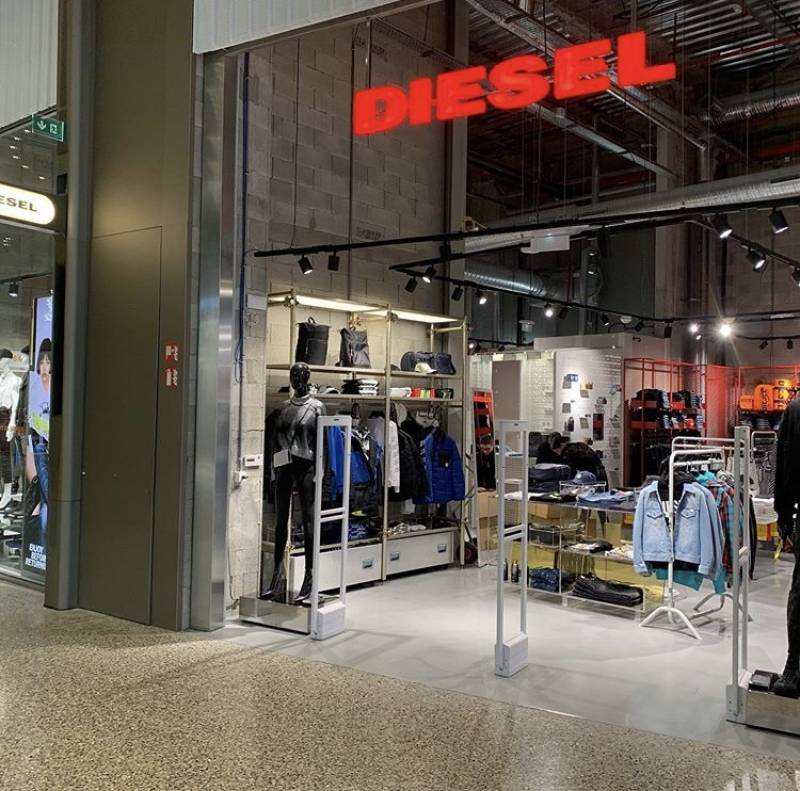 Fournisseur de béton ciré de qualité supérieure à Cannes pour sols et murs d'une maison à tarif compétitif